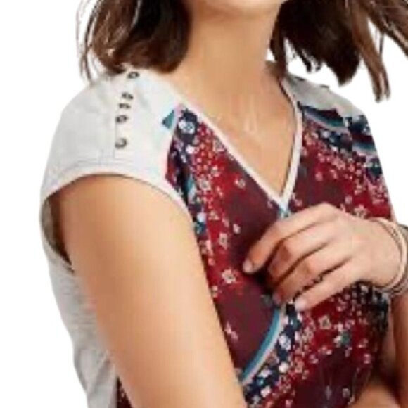 Maurices Women's Floral Multi-Print Sleeveless V-Neck Top Heather Gray/Red Large - Picture 2 of 12